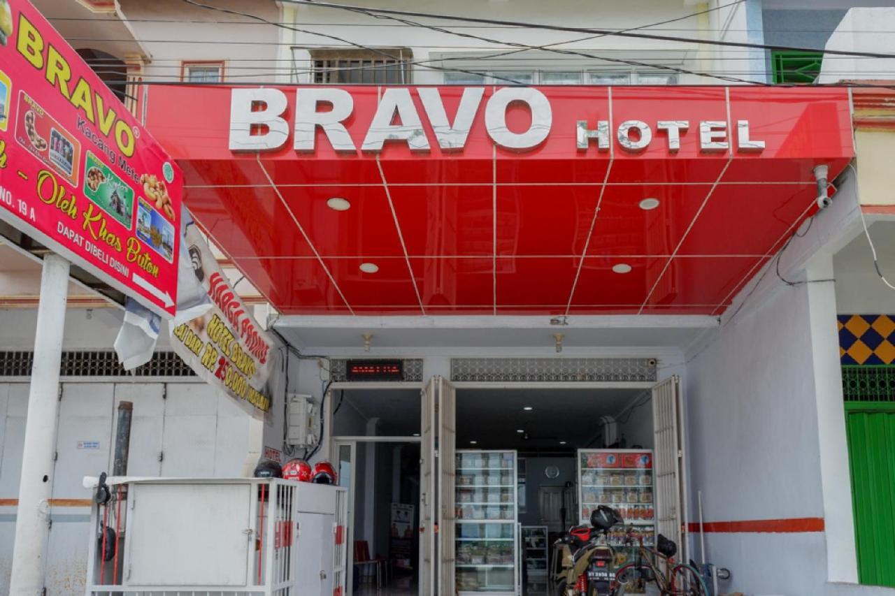 RedDoorz @ Hotel Bravo Pantai Kamali Bau Bau Baubau Zewnętrze zdjęcie